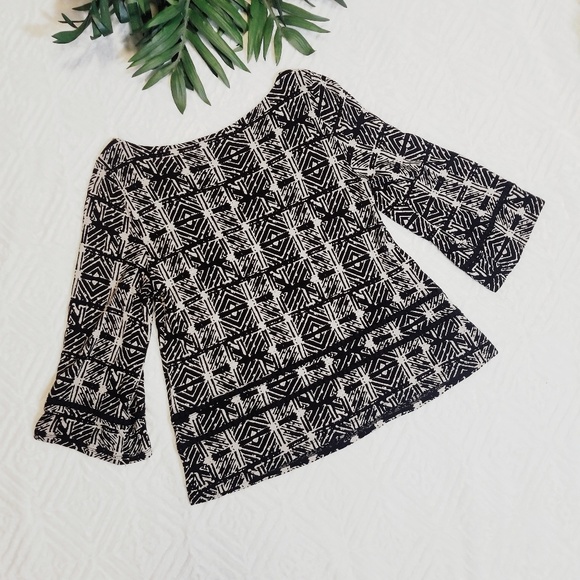Lucky Brand Boho Crochet Detail Bell Sleeve Top - Picture 5 of 7